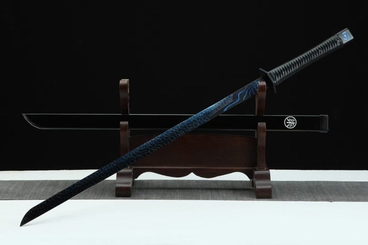 Chokutō Noir et bleu