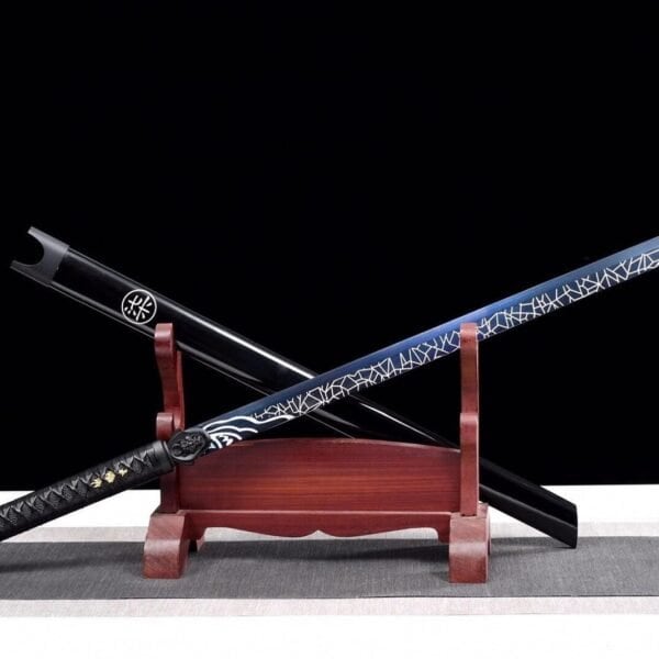 Epee Chinoise Noir Lame Bleue Electrique