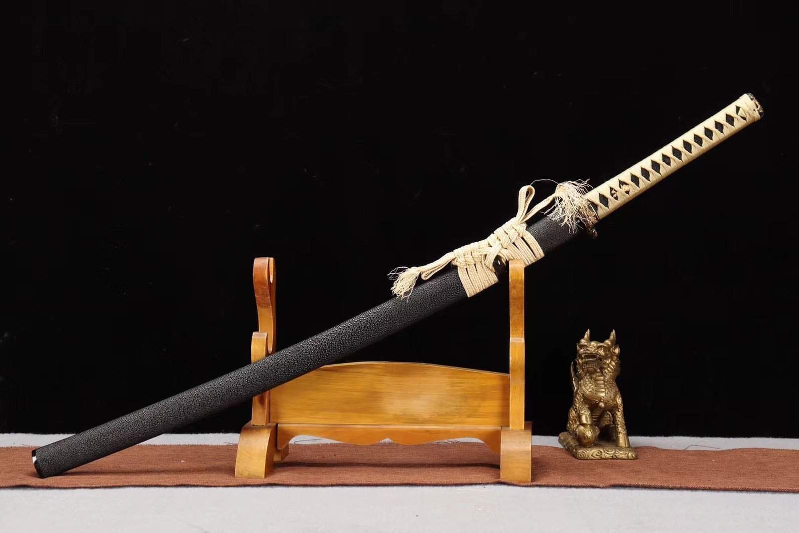 Katana Japonais Beige et Noir