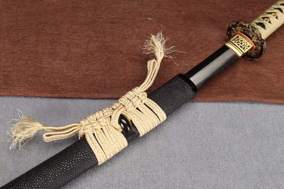 Katana Japonais Beige et Noir