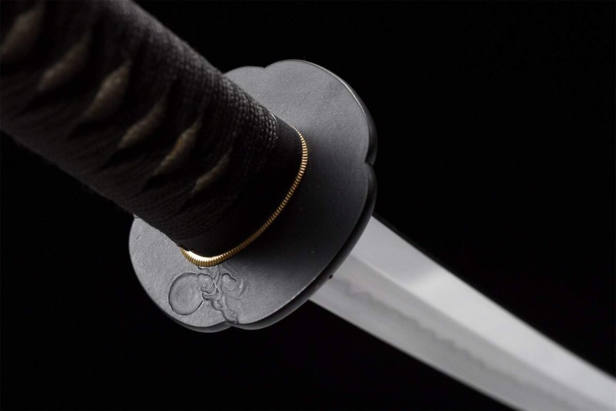 Katana Noir Et Blanc