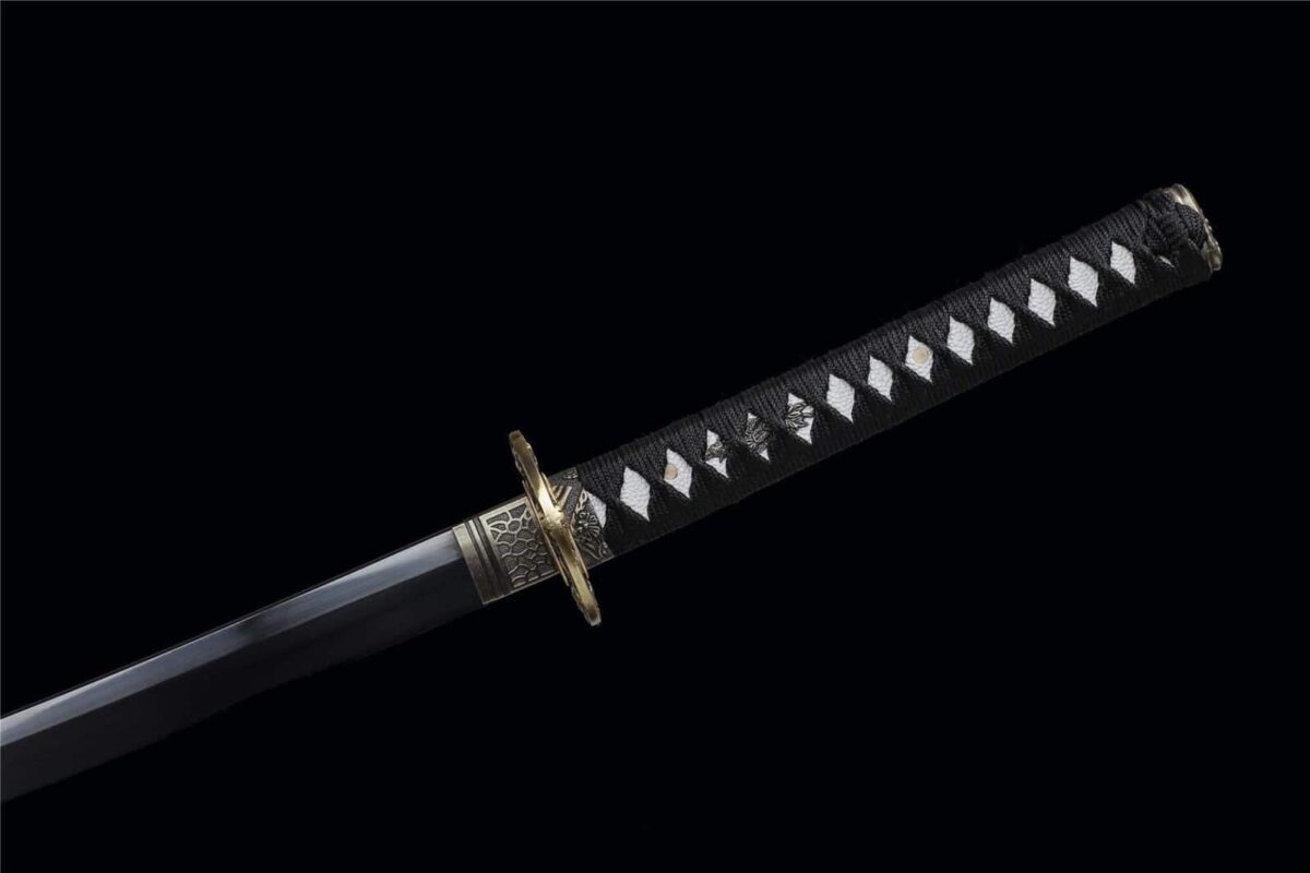 Katana Noir Etui Blanc