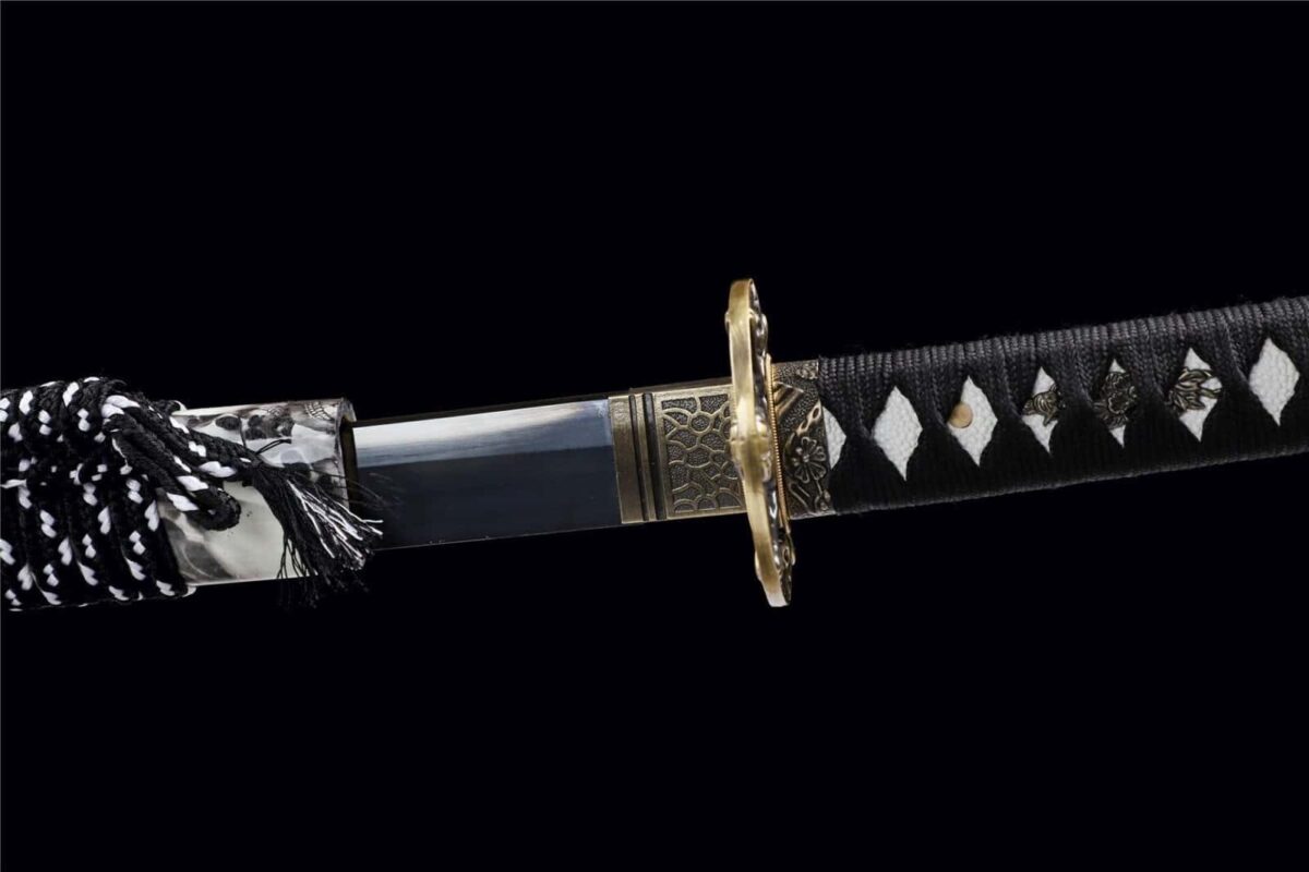 Katana Noir Etui Blanc