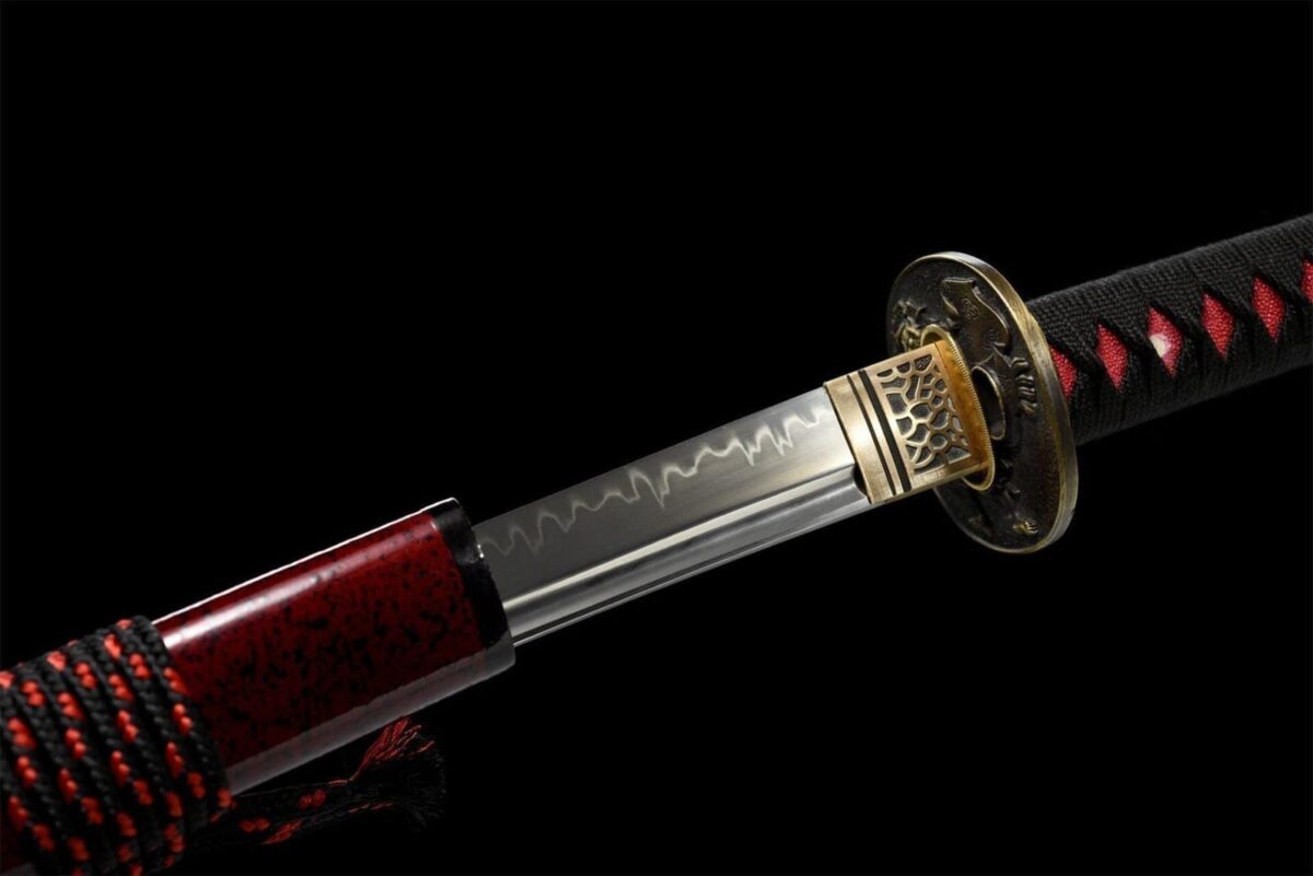Katana Noire Et Rouge
