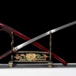 Katana Noire Et Rouge