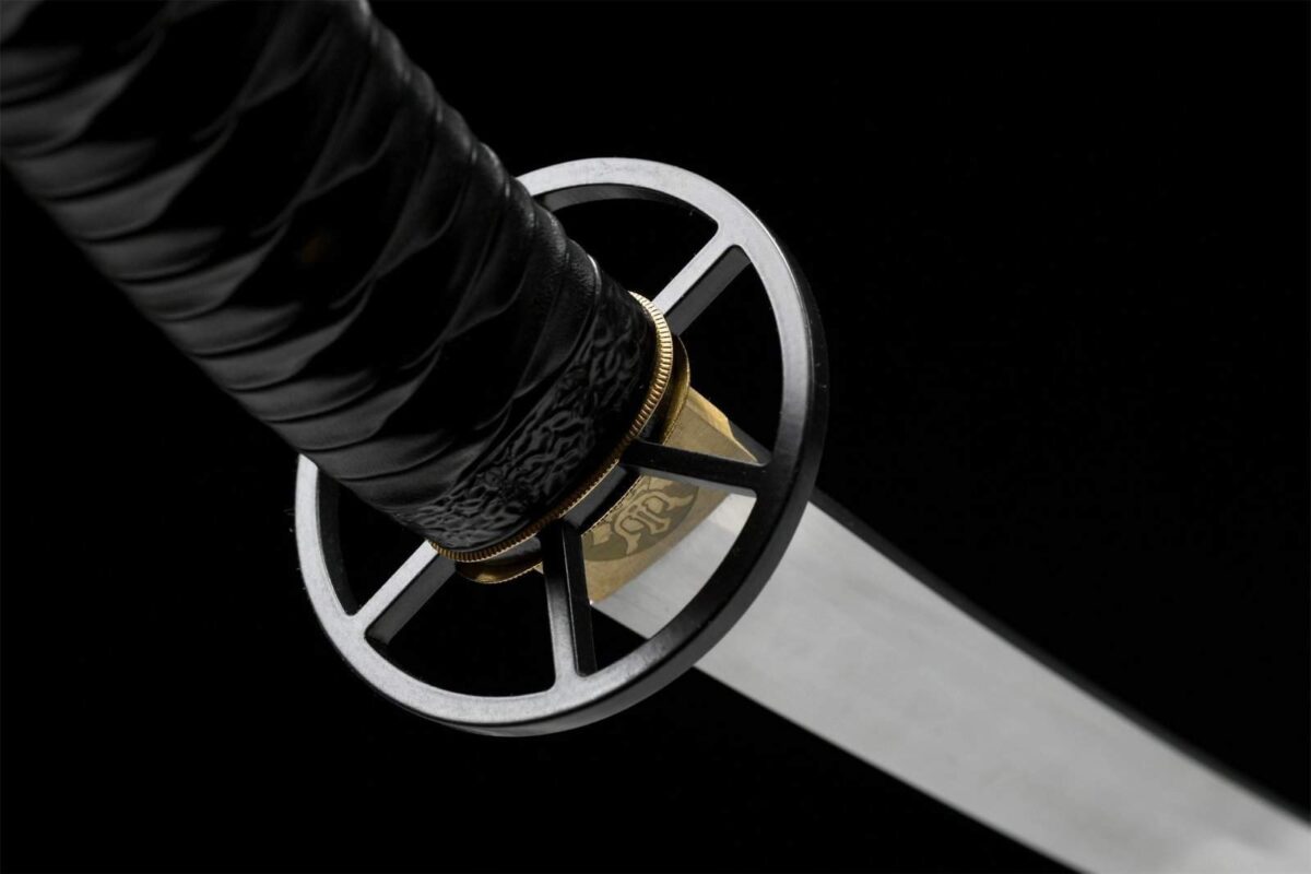 Katana Tsuka Courbée