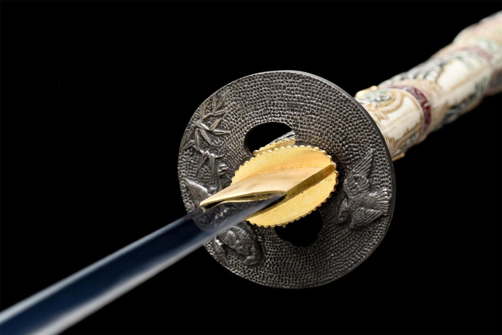 Sabre À Manche De Dragon