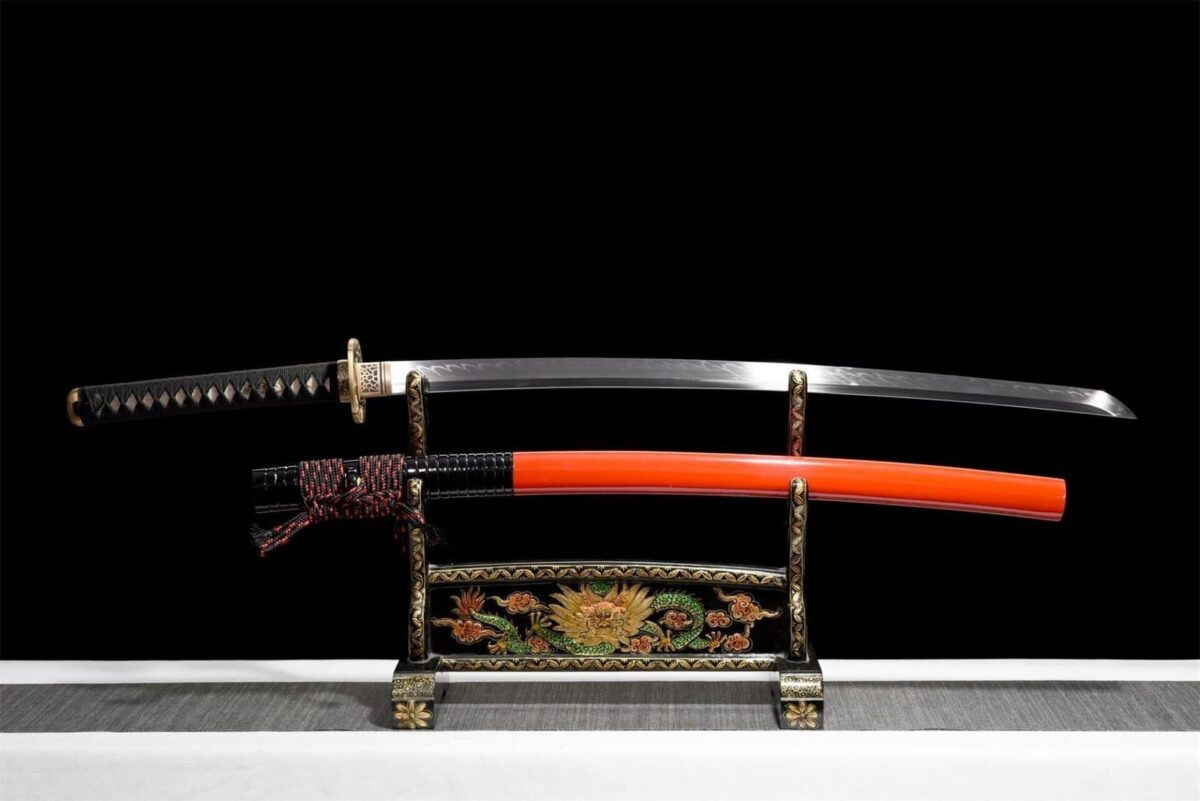 Sabre Noire Et Rouge