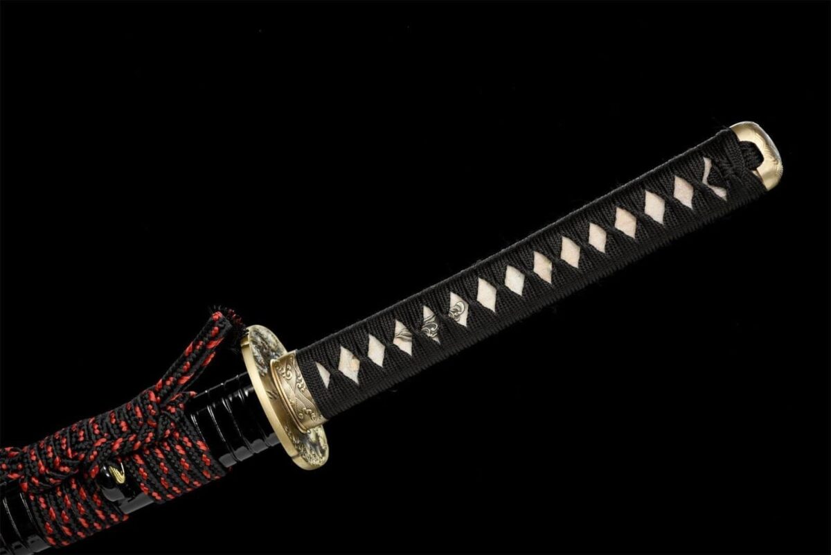 Sabre Noire Et Rouge