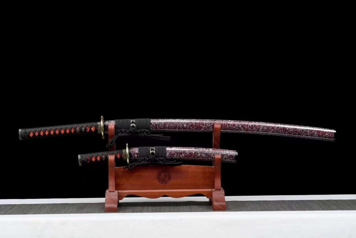 Tanto Et Wakizashi Rouge